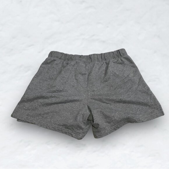 Nike Men Shorts - Picture 2 of 4
